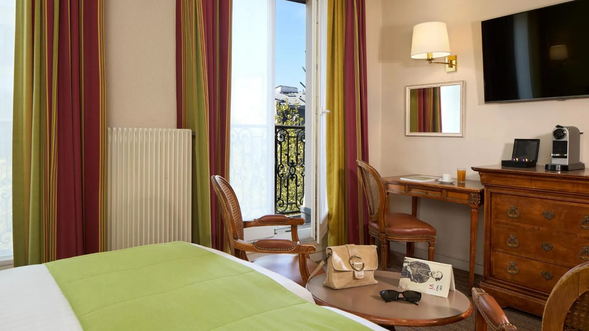 Timhotel Invalides Eiffel Paris 3*,  France