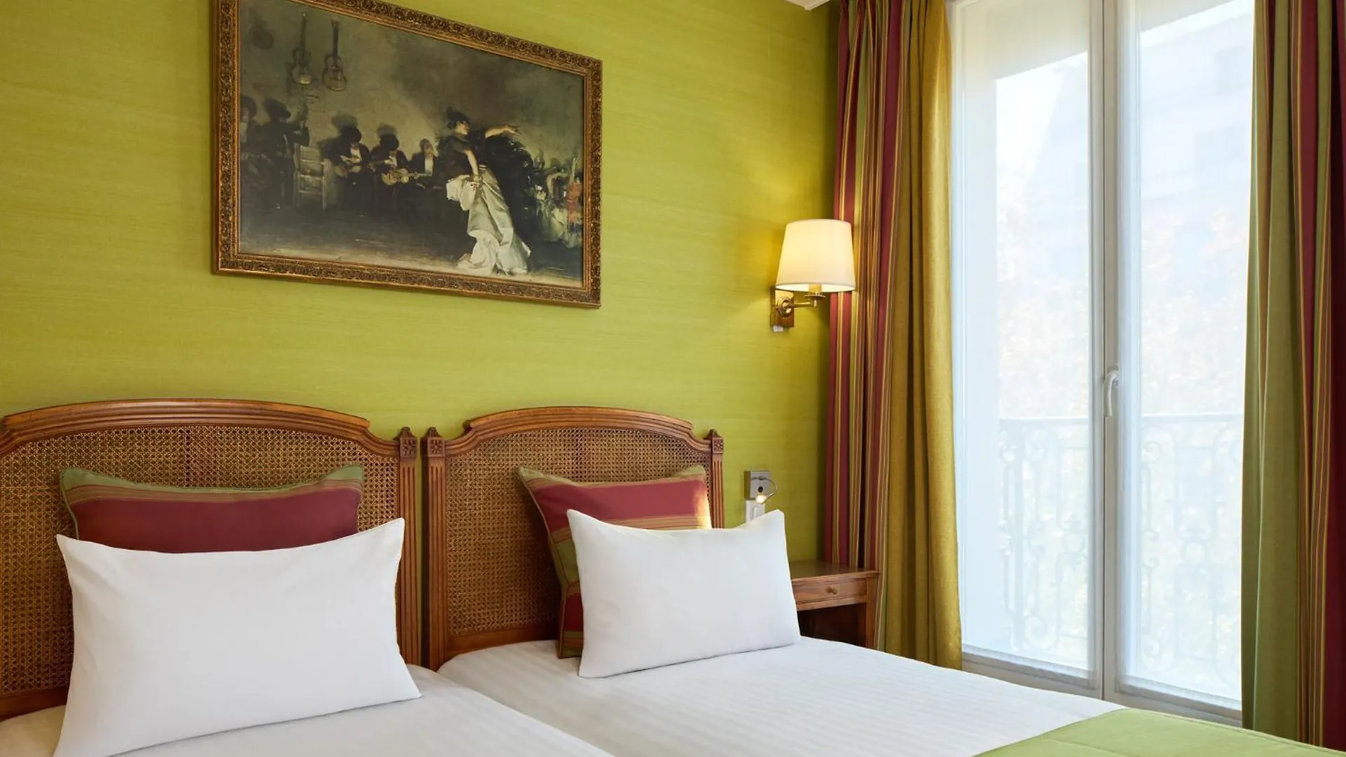 Hotel Timhotel Invalides Eiffel Paris