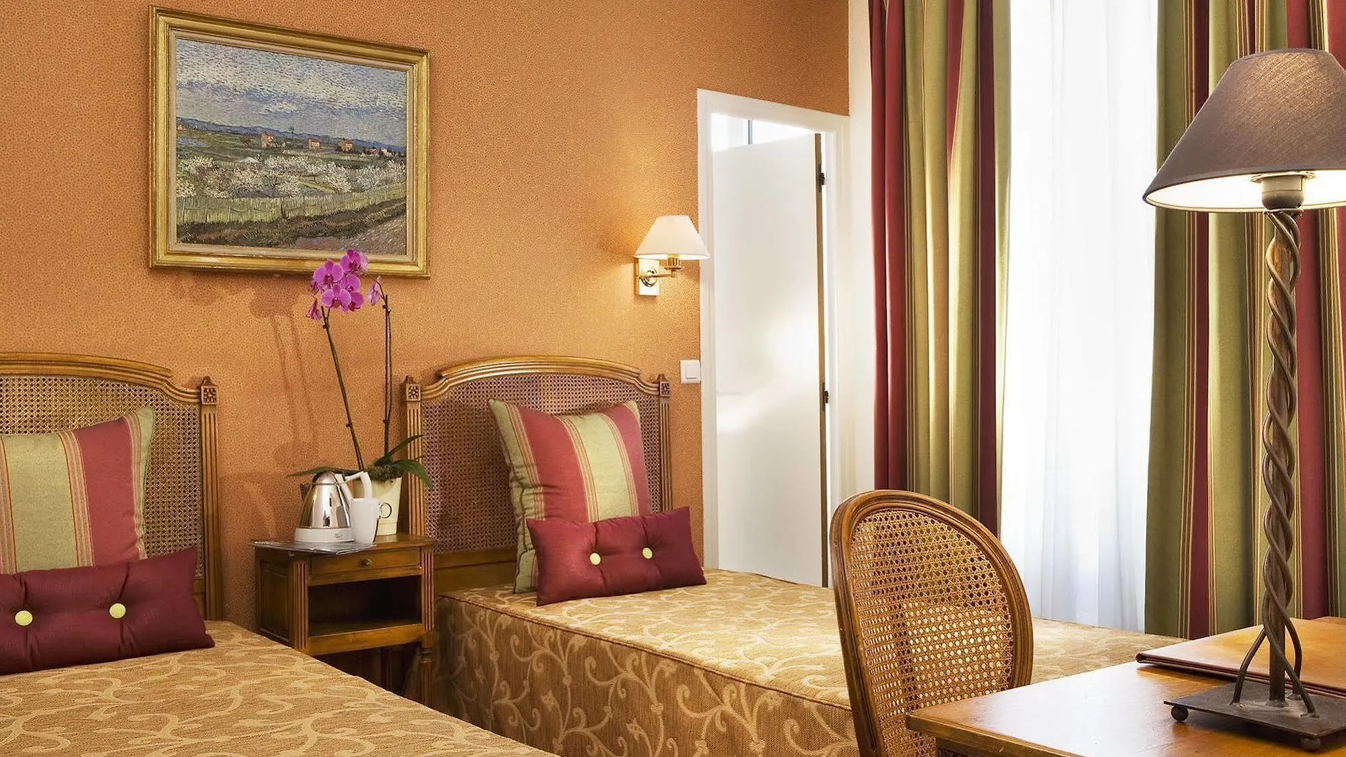 Timhotel Invalides Eiffel Paris Fransa